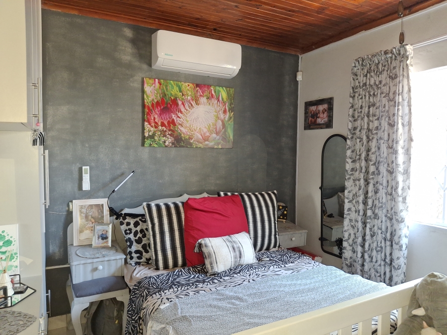 To Let 1 Bedroom Property for Rent in Abbotsford Eastern Cape